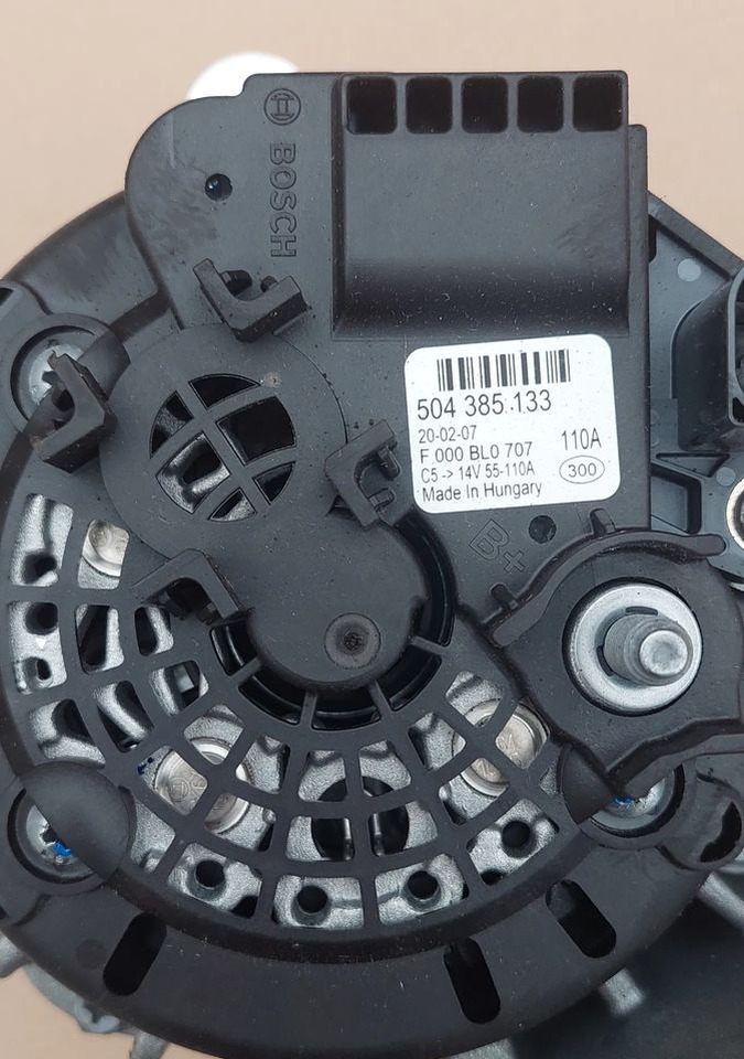 ALTERNATOR BOSCH NOWY - Алтернатор: снимка 3 ALTERNATOR BOSCH NOWY - Алтернатор: снимка 3