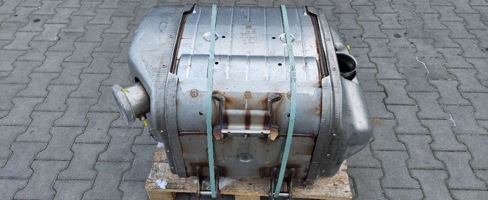 IVECO EUROCARGO EURO 6 KATALIZATOR TŁUMIK NOWY 5801833244 - Катализатор за Камион: снимка 2 IVECO EUROCARGO EURO 6 KATALIZATOR TŁUMIK NOWY 5801833244 - Катализатор за Камион: снимка 2