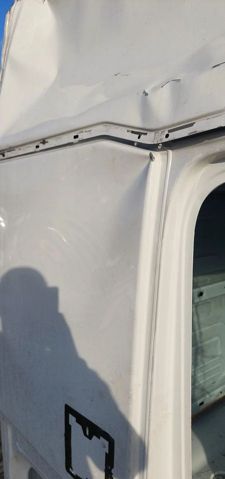 KABINA RENAULT GAMA T WYSOKA 2023R - Кабина за Камион: снимка 5 KABINA RENAULT GAMA T WYSOKA 2023R - Кабина за Камион: снимка 5