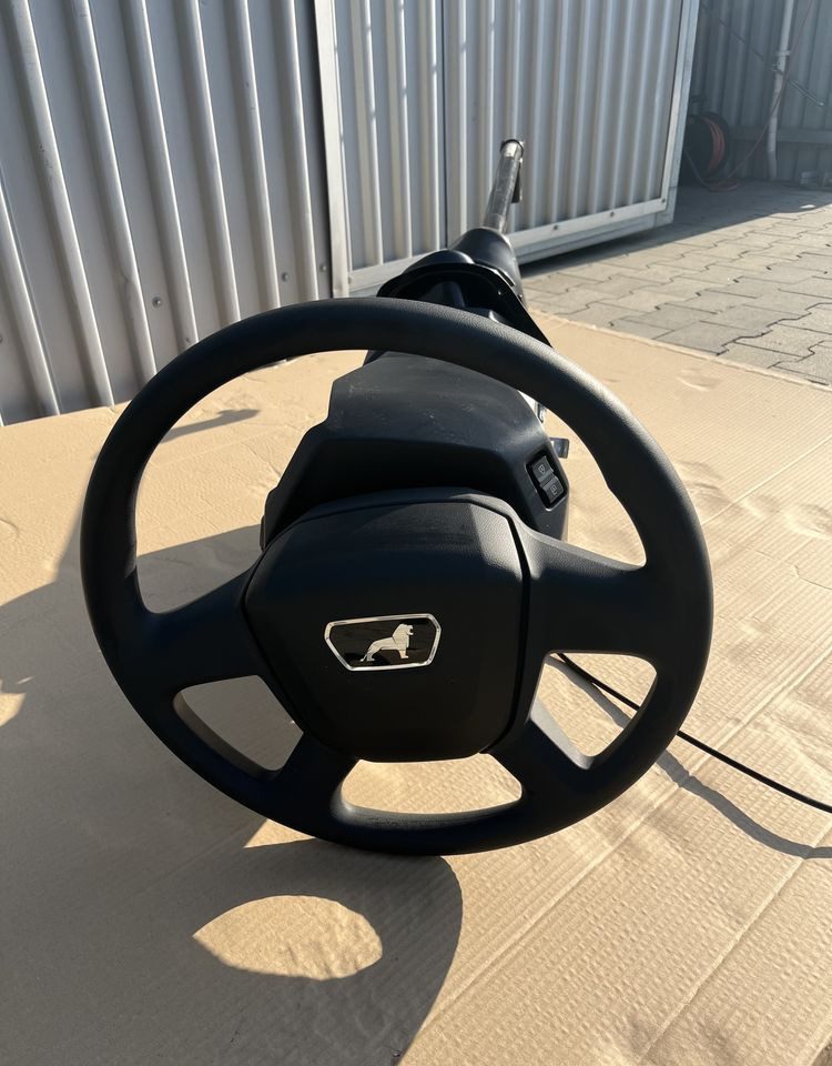 Kierownica MAN TG3 TGX TGS jak NOWA drążek nowy model - Кабина и интериор за Камион: снимка 1 Kierownica MAN TG3 TGX TGS jak NOWA drążek nowy model - Кабина и интериор за Камион: снимка 1