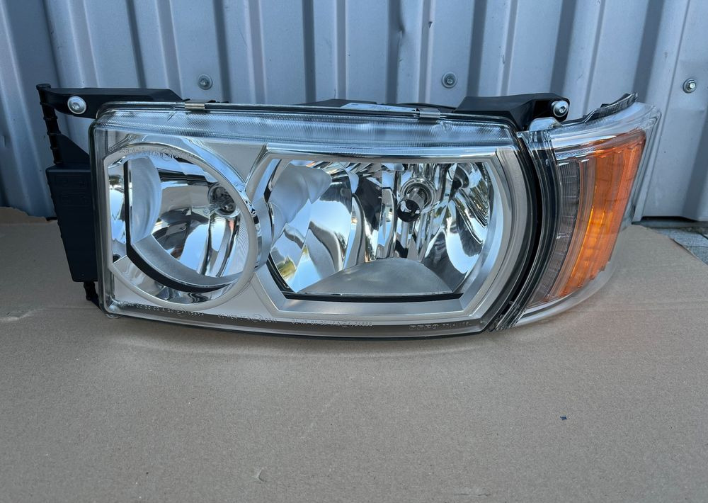 Lampa Scania R Streamline lewa reflektor 2416136 - Светлина/ Осветление за Камион: снимка 1 Lampa Scania R Streamline lewa reflektor 2416136 - Светлина/ Осветление за Камион: снимка 1
