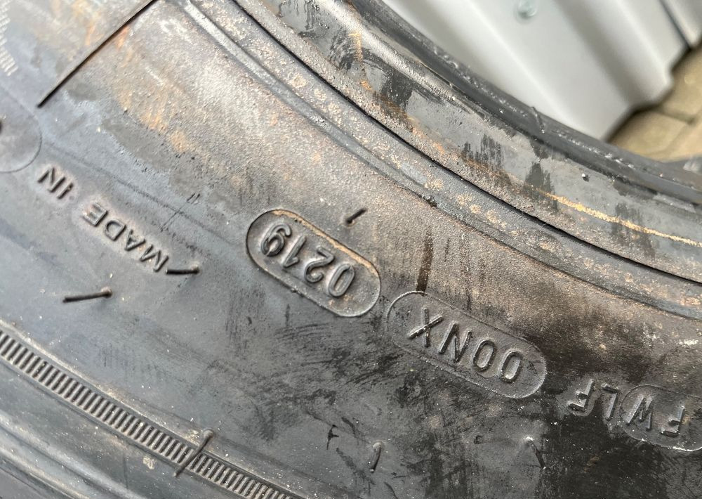 NOWA Opona Michelin X Multi 215/75R 17.5” - Гума за Камион: снимка 5 NOWA Opona Michelin X Multi 215/75R 17.5” - Гума за Камион: снимка 5