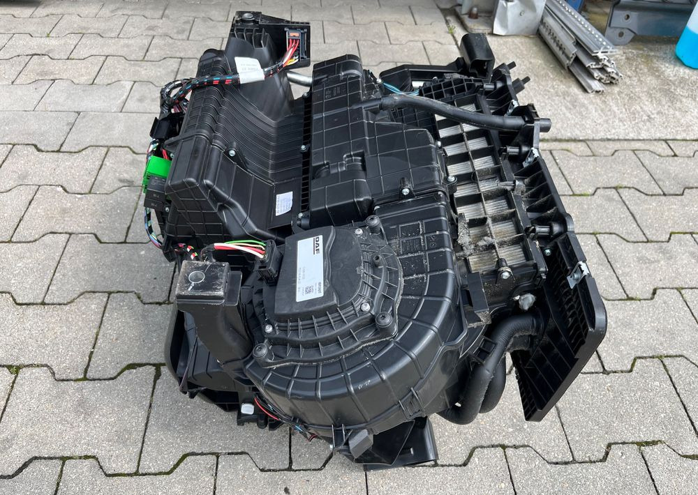 Nagrzewnica DAF XF 106 euro 6 lift dmuchawa - Отопление/ Вентилация за Камион: снимка 4 Nagrzewnica DAF XF 106 euro 6 lift dmuchawa - Отопление/ Вентилация за Камион: снимка 4