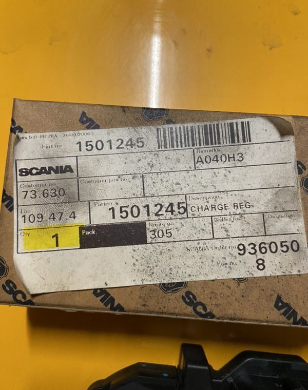 Regulator napięcia w alternatorze Scania R NOWY - Алтернатор за Камион: снимка 4 Regulator napięcia w alternatorze Scania R NOWY - Алтернатор за Камион: снимка 4