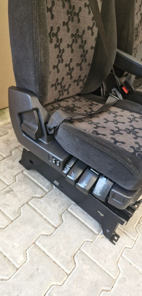 SCANIA R S FOTEL FOTELE KOMPLET - Седалка за Камион: снимка 3 SCANIA R S FOTEL FOTELE KOMPLET - Седалка за Камион: снимка 3