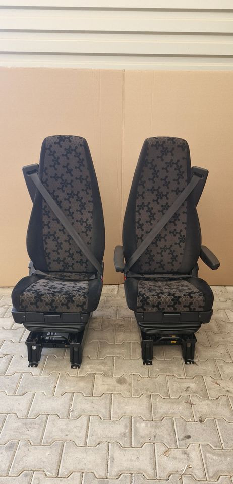 SCANIA R S FOTEL FOTELE KOMPLET - Седалка за Камион: снимка 1 SCANIA R S FOTEL FOTELE KOMPLET - Седалка за Камион: снимка 1