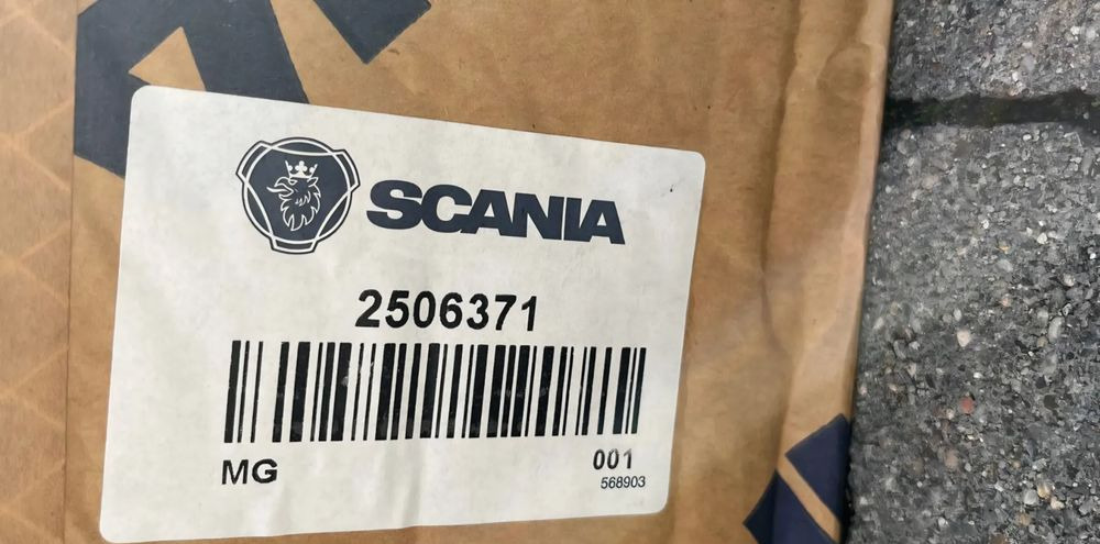 SCANIA R S SZYBA BOCZNA LEWA KIEROWCY NOWA 2506371 - Кабина и интериор: снимка 4 SCANIA R S SZYBA BOCZNA LEWA KIEROWCY NOWA 2506371 - Кабина и интериор: снимка 4
