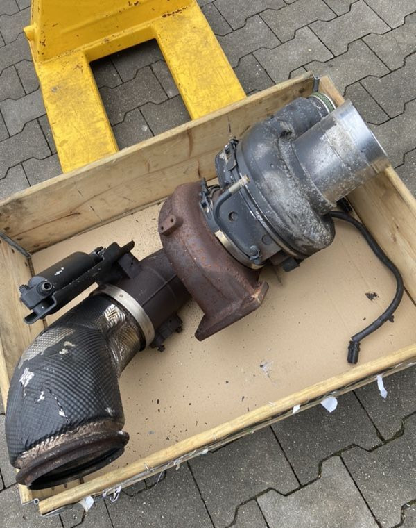 Turbosprężarka Scania R V8 turbina - Турбина за Камион: снимка 1 Turbosprężarka Scania R V8 turbina - Турбина за Камион: снимка 1