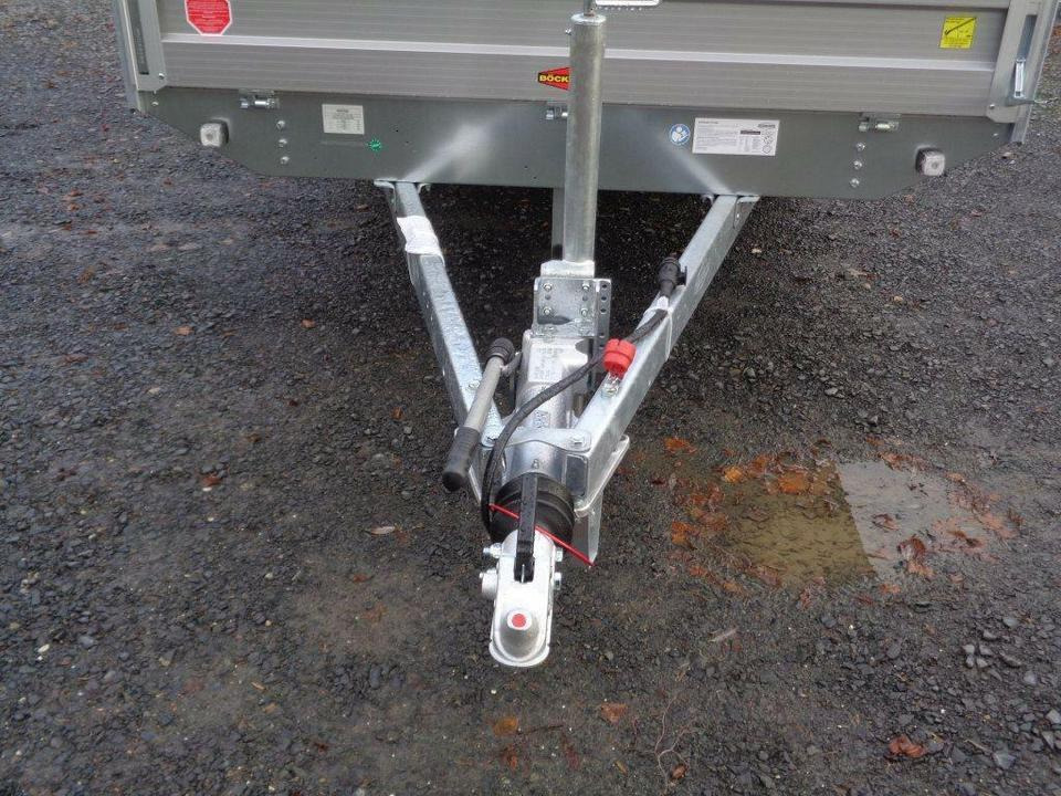 Böckmann PKW-Anhänger, 3,5to., Hochlader, 100 km/h - Бордово ремарке/ Платформа: снимка 4 Böckmann PKW-Anhänger, 3,5to., Hochlader, 100 km/h - Бордово ремарке/ Платформа: снимка 4