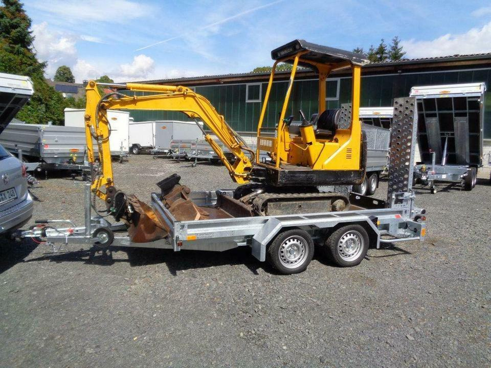Böckmann, PKW-Anhänger, Baumaschinentransporter, 3,5 to. 100 km/h - Ремарке за строителна техника: снимка 1 Böckmann, PKW-Anhänger, Baumaschinentransporter, 3,5 to. 100 km/h - Ремарке за строителна техника: снимка 1