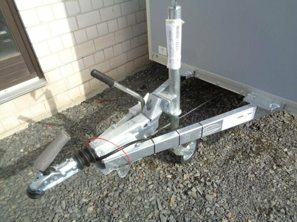 Затворена каросерия ремарке Böckmann PKW-Anhänger, KT3015/20 M-F, Auffahrrampe, 2,0 to.: снимка 9