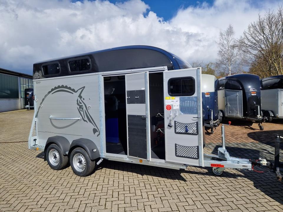 Böckmann Pferdeanhänger Big Portax WCF 100km/h Sattelraum - Ремарке за коне: снимка 2 Böckmann Pferdeanhänger Big Portax WCF 100km/h Sattelraum - Ремарке за коне: снимка 2