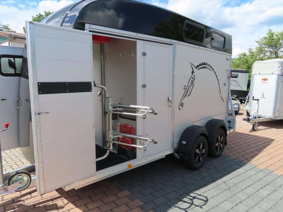 Böckmann Pferdeanhänger Big Portax WCF Videokamera - Ремарке за коне: снимка 5 Böckmann Pferdeanhänger Big Portax WCF Videokamera - Ремарке за коне: снимка 5