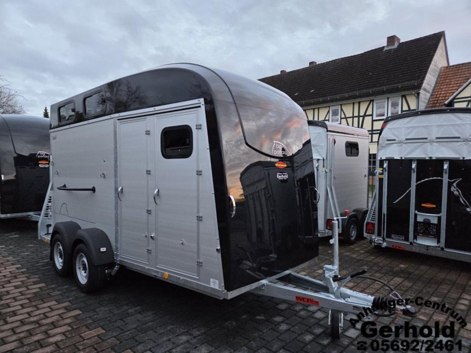 Böckmann Pferdeanhänger Big Portax WCF Vorb. Videokamera - Ремарке за коне: снимка 3 Böckmann Pferdeanhänger Big Portax WCF Vorb. Videokamera - Ремарке за коне: снимка 3