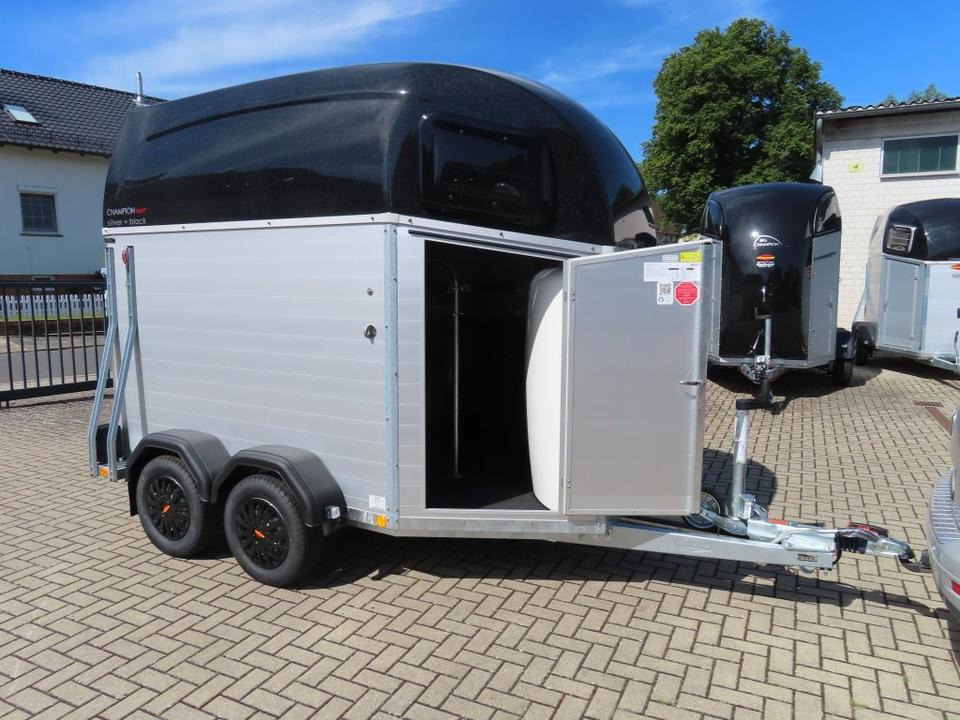 Böckmann Pferdeanhänger Champion Esprit Flügeltür Sattelkammer - Ремарке за коне: снимка 2 Böckmann Pferdeanhänger Champion Esprit Flügeltür Sattelkammer - Ремарке за коне: снимка 2