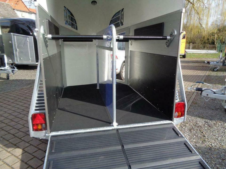 Böckmann Pferdeanhänger, Champion R, ALUBODEN, SaKa, 100 km/h - Ремарке за коне: снимка 5 Böckmann Pferdeanhänger, Champion R, ALUBODEN, SaKa, 100 km/h - Ремарке за коне: снимка 5