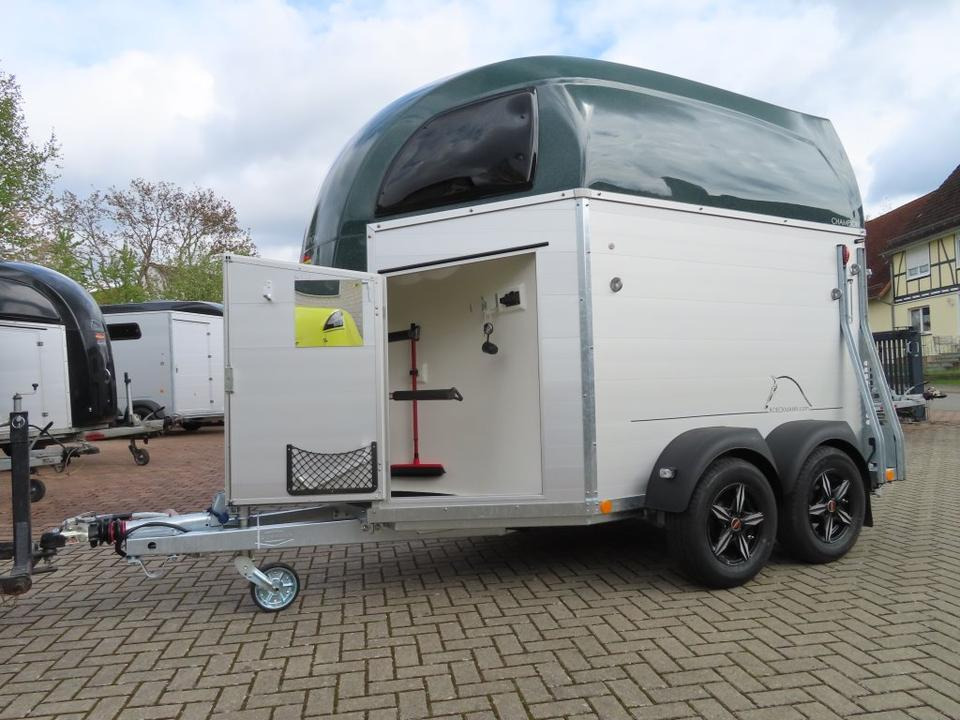 Böckmann Pferdeanhänger Champion R Flügeltür Saka. 100km/h - Ремарке за коне: снимка 5 Böckmann Pferdeanhänger Champion R Flügeltür Saka. 100km/h - Ремарке за коне: снимка 5