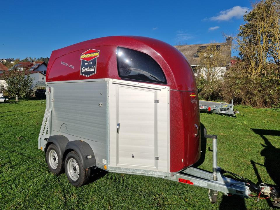 Böckmann Pferdeanhänger Champion R, SaKa., 100 km/h - Ремарке за коне: снимка 3 Böckmann Pferdeanhänger Champion R, SaKa., 100 km/h - Ремарке за коне: снимка 3