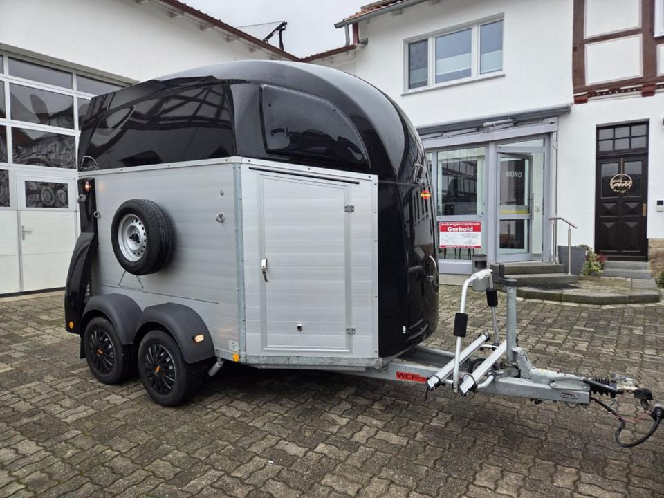 Böckmann Pferdeanhänger Champion R SaKa. WCF-Fahrwerk 100 km/h - Ремарке за коне: снимка 2 Böckmann Pferdeanhänger Champion R SaKa. WCF-Fahrwerk 100 km/h - Ремарке за коне: снимка 2