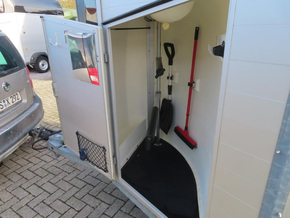 Böckmann, Pferdeanhänger, Champion R, top, SaKa. 100 km/h - Ремарке за коне: снимка 3 Böckmann, Pferdeanhänger, Champion R, top, SaKa. 100 km/h - Ремарке за коне: снимка 3