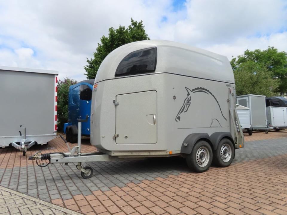 Böckmann Pferdeanhänger,Comfort, ALUBODEN, Sattelk, CFF 100 km - Ремарке за коне: снимка 1 Böckmann Pferdeanhänger,Comfort, ALUBODEN, Sattelk, CFF 100 km - Ремарке за коне: снимка 1