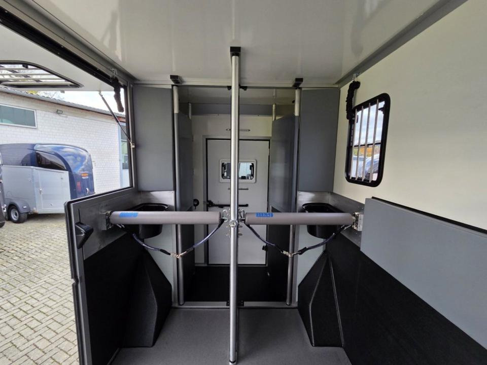 Камион за коне MSG Stablehopper Pferdetransporter Pferdeanhänger Böckmann: снимка 8 Камион за коне MSG Stablehopper Pferdetransporter Pferdeanhänger Böckmann: снимка 8