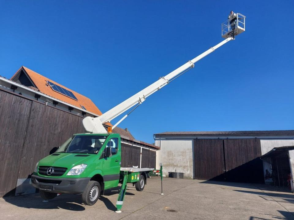 Mercedes Wumag Arbeitsbühne Hubsteiger Hebebühne 3,5t 22m - Автовишка: снимка 1 Mercedes Wumag Arbeitsbühne Hubsteiger Hebebühne 3,5t 22m - Автовишка: снимка 1
