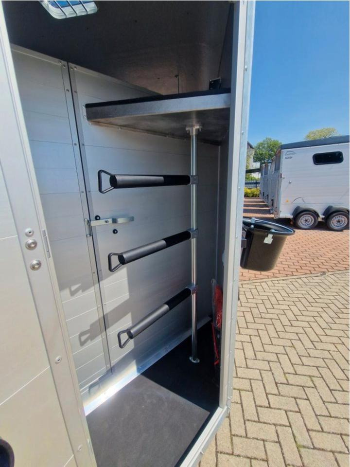 Pferdeanhänger Böckmann Traveller G3 - Ремарке за коне: снимка 5 Pferdeanhänger Böckmann Traveller G3 - Ремарке за коне: снимка 5