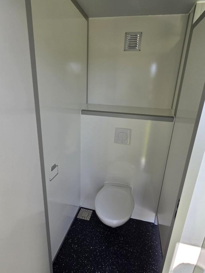 Жилищен контейнер, Ремарке Toilettenwagen Sanitär-Anhänger WC Wagen 2xD, 1xH+2U: снимка 7