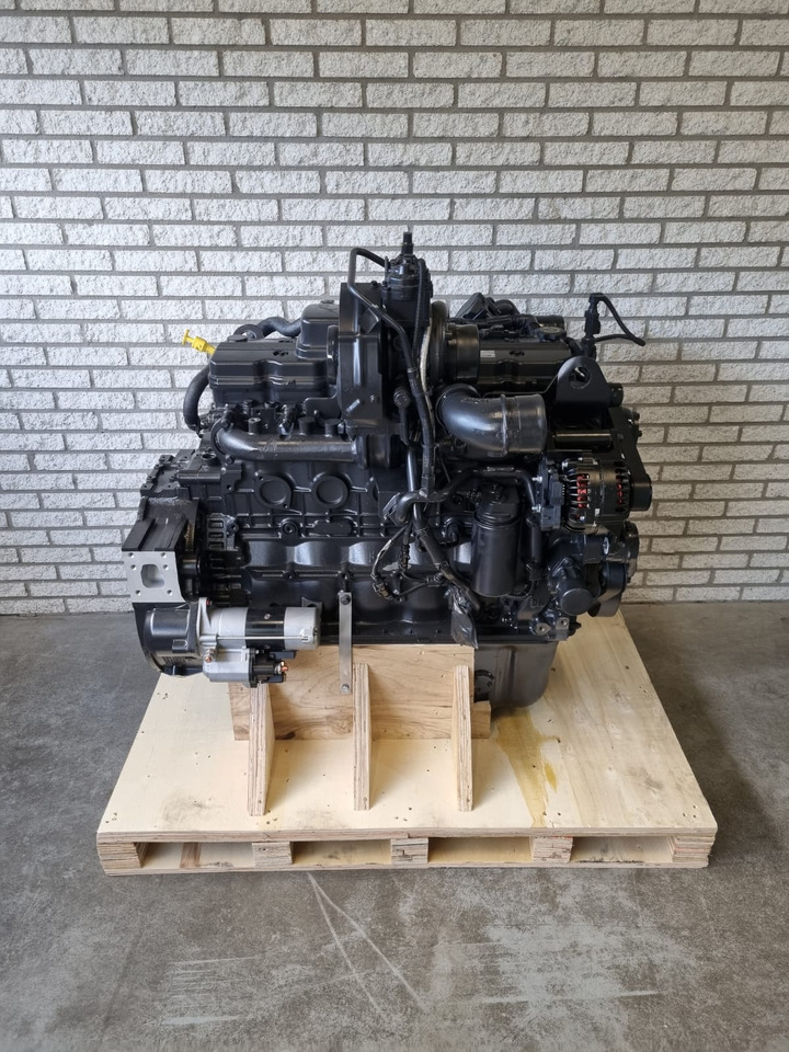 Cummins B6.7 stage 5 CM2350 CPL4834 - Двигател за Багер за манипулиране на материали: снимка 2 Cummins B6.7 stage 5 CM2350 CPL4834 - Двигател за Багер за манипулиране на материали: снимка 2