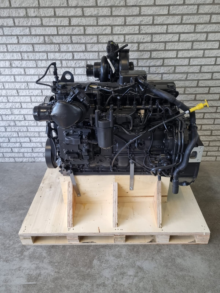 Cummins B6.7 stage 5 CM2350 CPL4834 - Двигател за Багер за манипулиране на материали: снимка 1 Cummins B6.7 stage 5 CM2350 CPL4834 - Двигател за Багер за манипулиране на материали: снимка 1