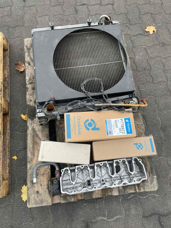 DEUTZ BF4M2012  Serial: 21039937 Fully renovated engine!!! - Двигател за Строителна техника: снимка 5 DEUTZ BF4M2012  Serial: 21039937 Fully renovated engine!!! - Двигател за Строителна техника: снимка 5