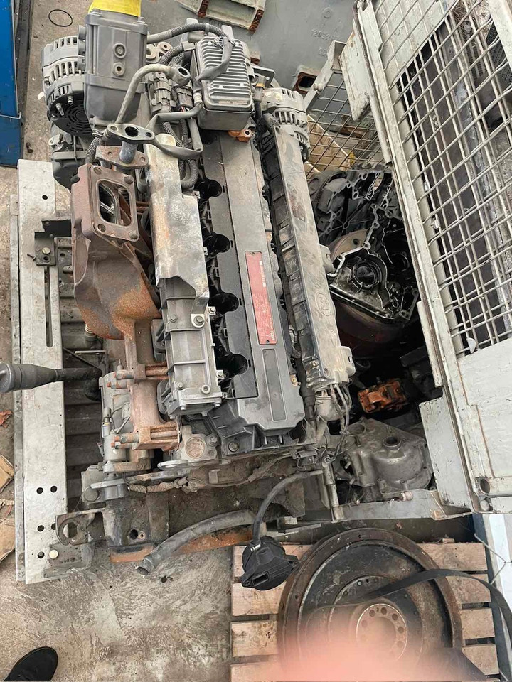 DEUTZ TCD 6.1 L6 Agri T4i - Двигател за Трактор: снимка 1 DEUTZ TCD 6.1 L6 Agri T4i - Двигател за Трактор: снимка 1