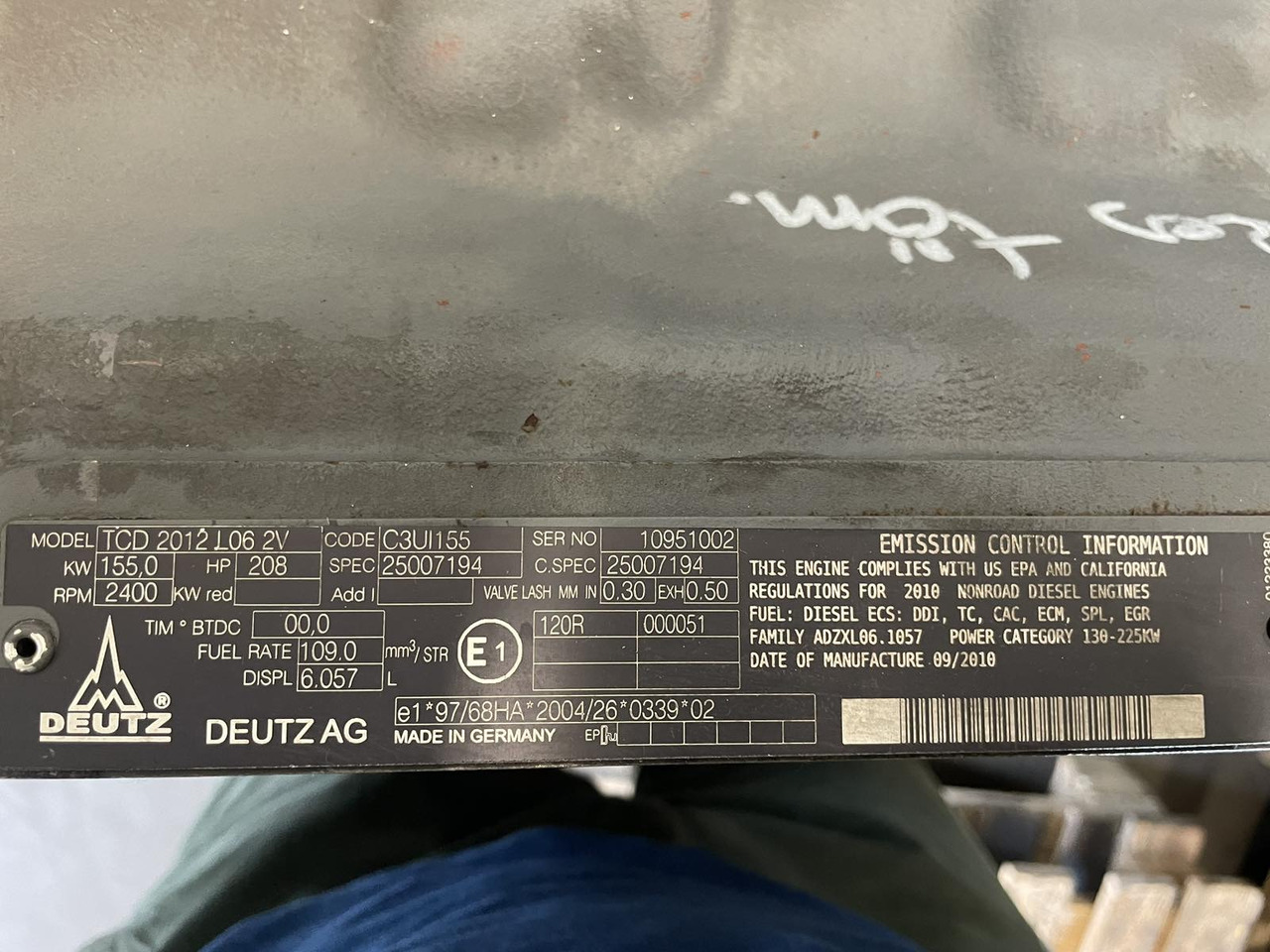 Deutz TCD 2012 L06 2V Serial: 10951002 - Двигател за Промишлено оборудване: снимка 1 Deutz TCD 2012 L06 2V Serial: 10951002 - Двигател за Промишлено оборудване: снимка 1