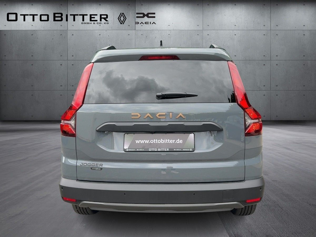 Dacia Jogger Extreme HYBRID140 5-Sitze CITY-PAKET/NAVI - Комби: снимка 3 Dacia Jogger Extreme HYBRID140 5-Sitze CITY-PAKET/NAVI - Комби: снимка 3