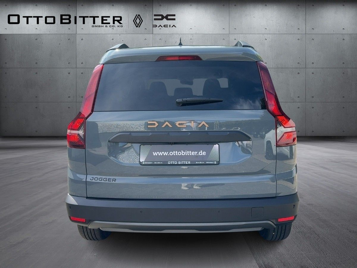 Dacia Jogger Extreme TCe110 5-Sitze CITY-PAKET - Комби: снимка 3 Dacia Jogger Extreme TCe110 5-Sitze CITY-PAKET - Комби: снимка 3