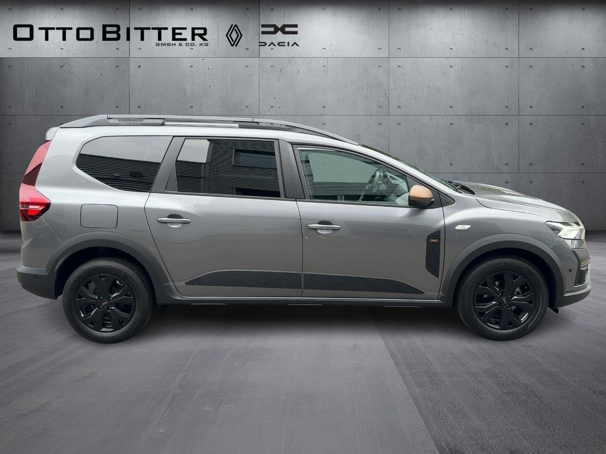 Dacia Jogger Extreme TCe110 5-Sitze CITY-PAKET/NAVI - Комби: снимка 5 Dacia Jogger Extreme TCe110 5-Sitze CITY-PAKET/NAVI - Комби: снимка 5