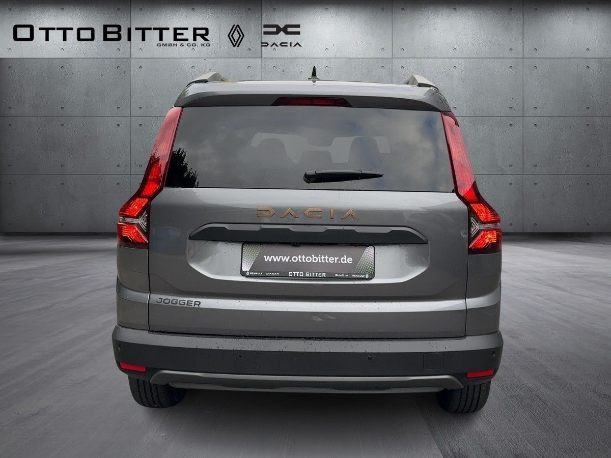 Dacia Jogger Extreme TCe110 5-Sitze CITY-PAKET/NAVI - Комби: снимка 3 Dacia Jogger Extreme TCe110 5-Sitze CITY-PAKET/NAVI - Комби: снимка 3