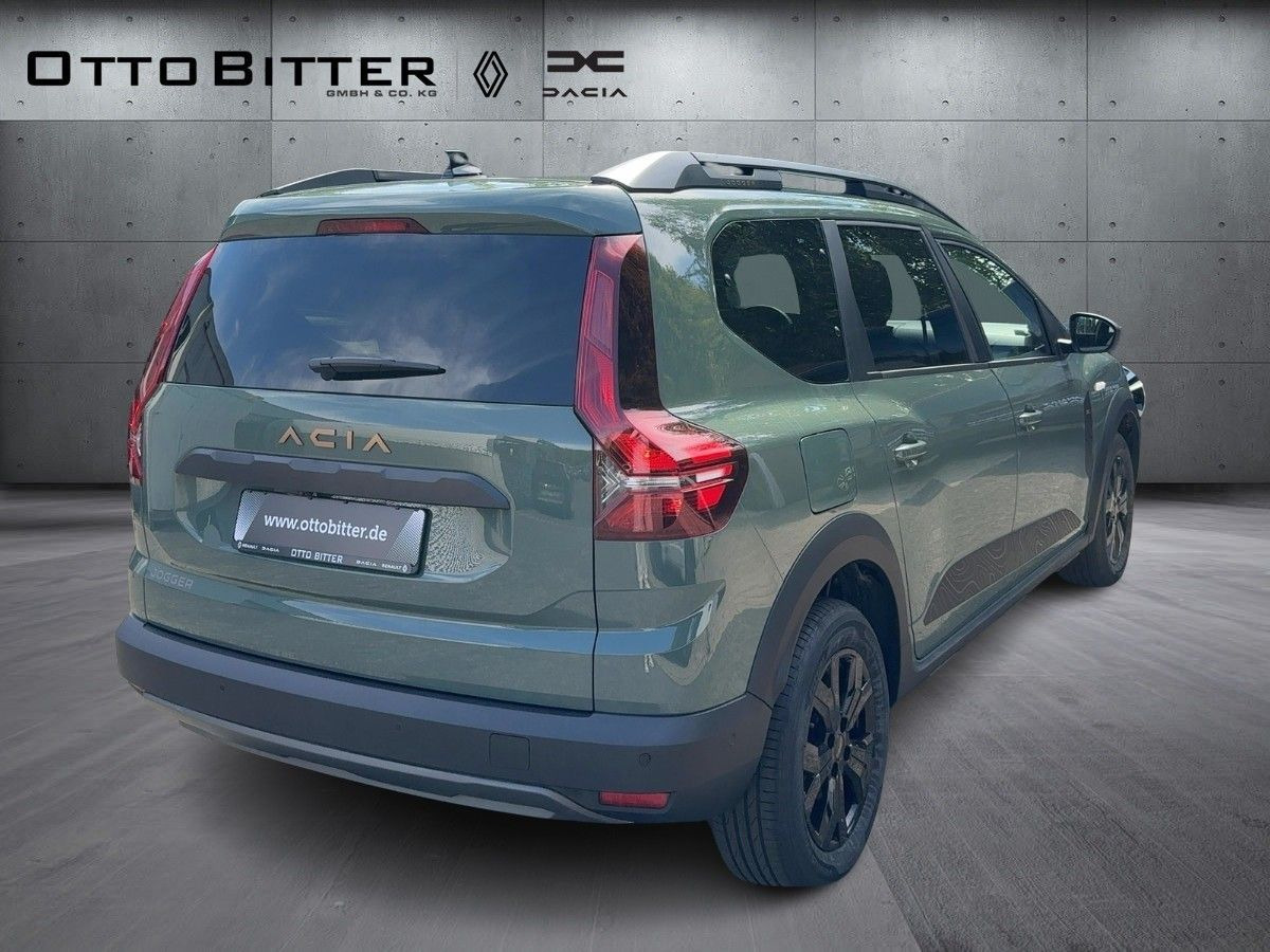 Dacia Jogger Extreme TCe110 7-Sitze CITY-PAKET/NAVI - Комби: снимка 4 Dacia Jogger Extreme TCe110 7-Sitze CITY-PAKET/NAVI - Комби: снимка 4