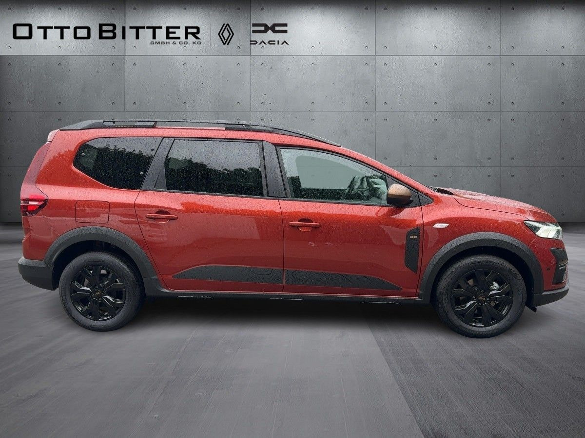 Dacia Jogger Extreme TCe110 7-Sitze CITY-PAKET/NAVI - Комби: снимка 5 Dacia Jogger Extreme TCe110 7-Sitze CITY-PAKET/NAVI - Комби: снимка 5