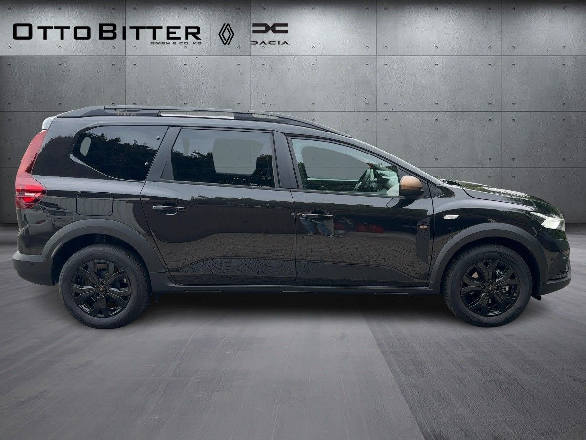 Dacia Jogger Extreme TCe110 7-Sitze CITY-PAKET/SITZH - Комби: снимка 5 Dacia Jogger Extreme TCe110 7-Sitze CITY-PAKET/SITZH - Комби: снимка 5