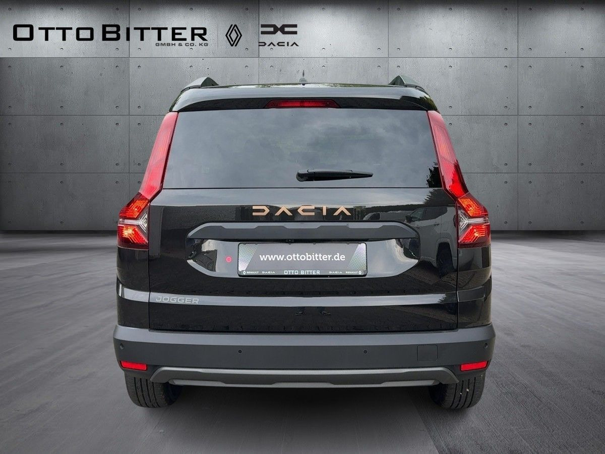 Dacia Jogger Extreme TCe110 7-Sitze CITY-PAKET/SITZH - Комби: снимка 3 Dacia Jogger Extreme TCe110 7-Sitze CITY-PAKET/SITZH - Комби: снимка 3