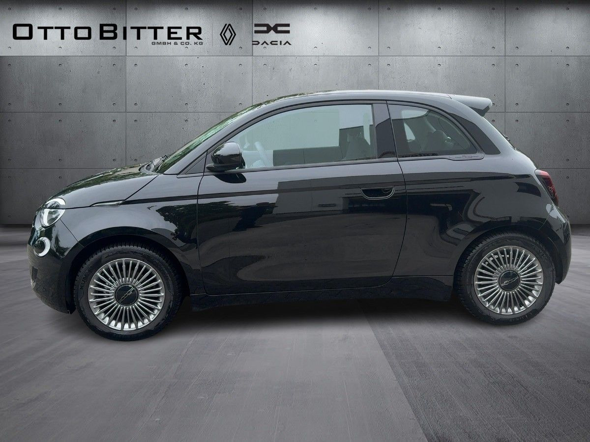 Fiat 500e Icon Elektro 16"ALU/NAVI/SCHNELLADER-50KW - Седан: снимка 2 Fiat 500e Icon Elektro 16"ALU/NAVI/SCHNELLADER-50KW - Седан: снимка 2