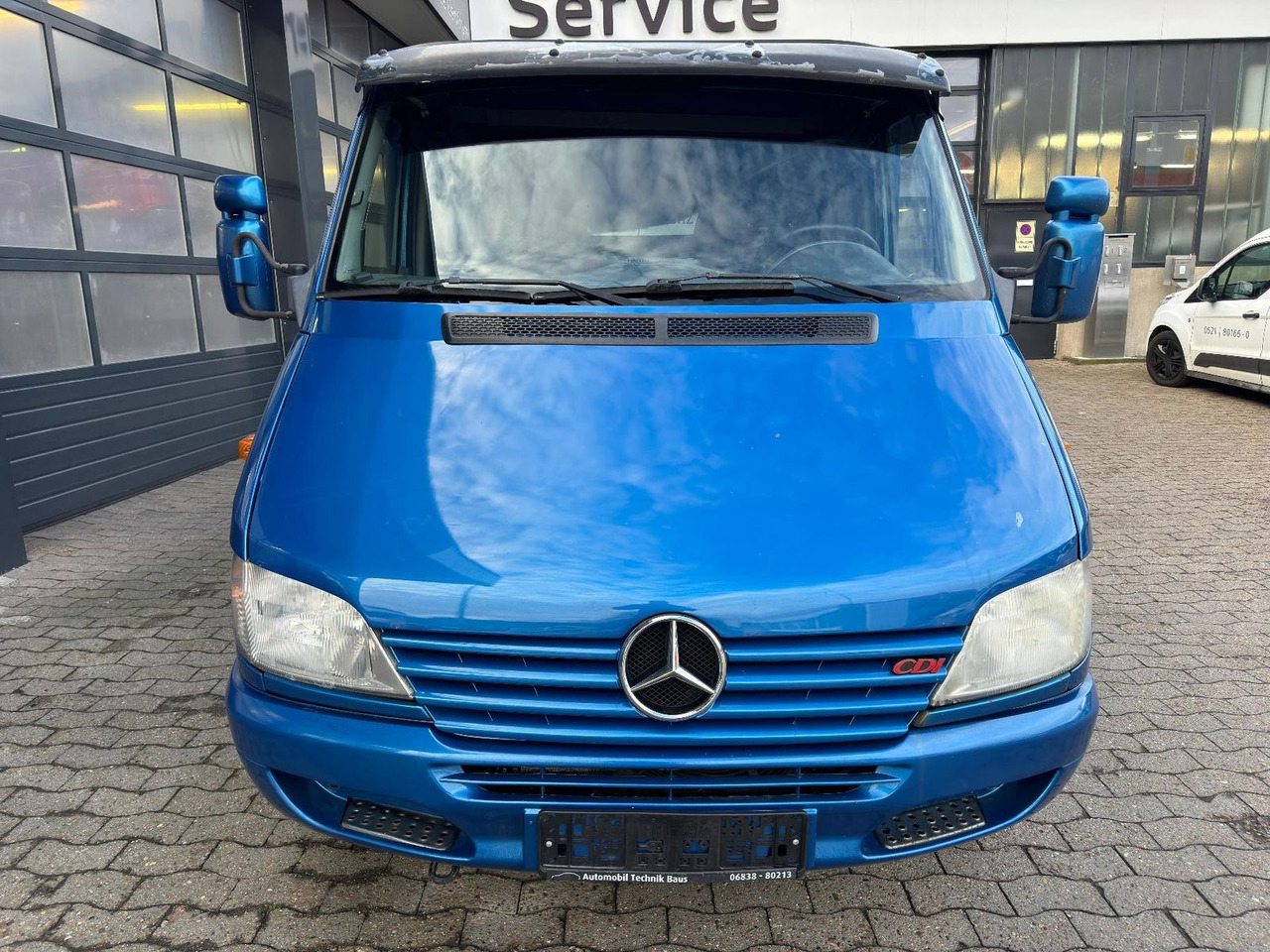 Mercedes-Benz Sprinter 2.7 CDI ABSCHLEPPWAGEN SCHLAFKABINE - Автовоз камион: снимка 2 Mercedes-Benz Sprinter 2.7 CDI ABSCHLEPPWAGEN SCHLAFKABINE - Автовоз камион: снимка 2