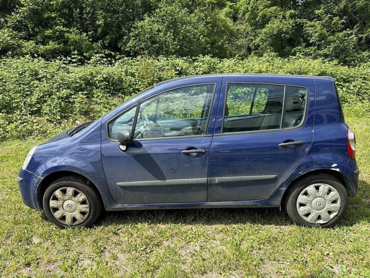 Renault Modus 1.2 Avantage +MOTOR OHNE FUNKTION+ - Седан: снимка 2 Renault Modus 1.2 Avantage +MOTOR OHNE FUNKTION+ - Седан: снимка 2