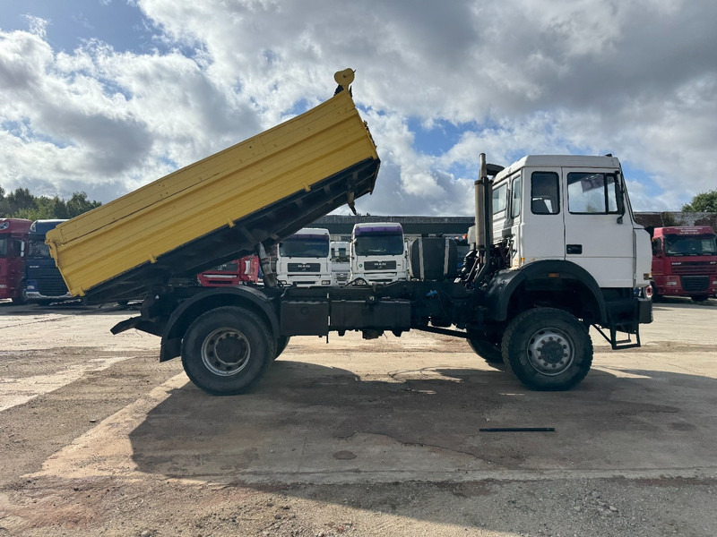 Iveco Magirus 170 - 25 (4X4 / GRAND PONT / LAMES / POMPE MANUELLE) - Самосвал камион: снимка 4 Iveco Magirus 170 - 25 (4X4 / GRAND PONT / LAMES / POMPE MANUELLE) - Самосвал камион: снимка 4