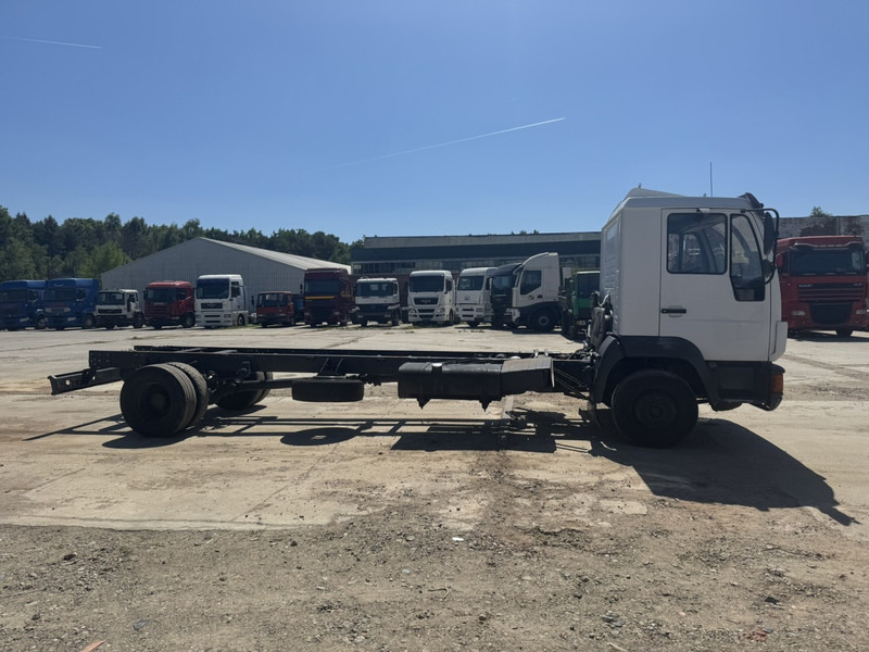 MAN 12.224 (MANUAL GEARBOX / EURO 2 / BELGIAN TRUCK IN GOOD CONDITION !!!) - Шаси кабина: снимка 5 MAN 12.224 (MANUAL GEARBOX / EURO 2 / BELGIAN TRUCK IN GOOD CONDITION !!!) - Шаси кабина: снимка 5