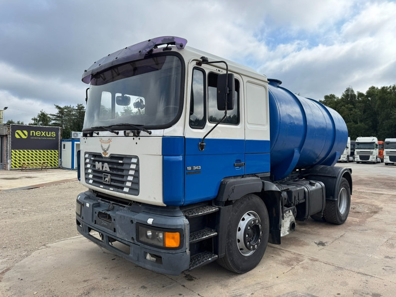 MAN 19.343 (12.000L / MANUAL GEARBOX / EURO 2 / PERFECT) - Каналопочистваща машина: снимка 1 MAN 19.343 (12.000L / MANUAL GEARBOX / EURO 2 / PERFECT) - Каналопочистваща машина: снимка 1