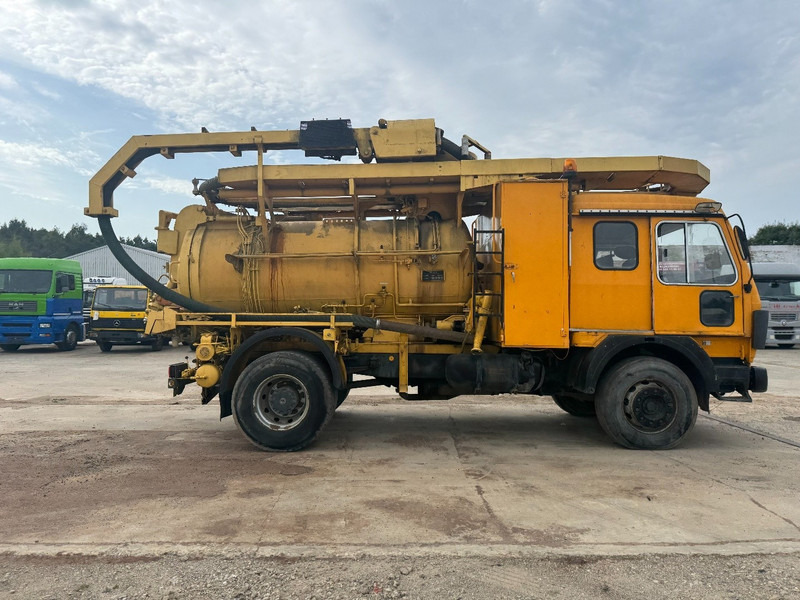 Mercedes-Benz SK 1617 (GRAND PONT / LAMES / 10.000L / 6 CYLINDRE / POMPE MANUELLE) - Каналопочистваща машина: снимка 4 Mercedes-Benz SK 1617 (GRAND PONT / LAMES / 10.000L / 6 CYLINDRE / POMPE MANUELLE) - Каналопочистваща машина: снимка 4