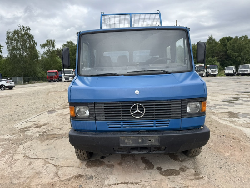 Mercedes-Benz Vario 814 D (FULL STEEL SUSPENSION / MANUAL PUMP / PERFECT) - Самосвал камион: снимка 2 Mercedes-Benz Vario 814 D (FULL STEEL SUSPENSION / MANUAL PUMP / PERFECT) - Самосвал камион: снимка 2